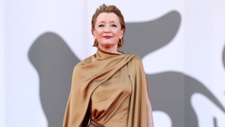 lesley manville net worth